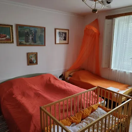 Vinyl House Εξοχικό σπίτι *