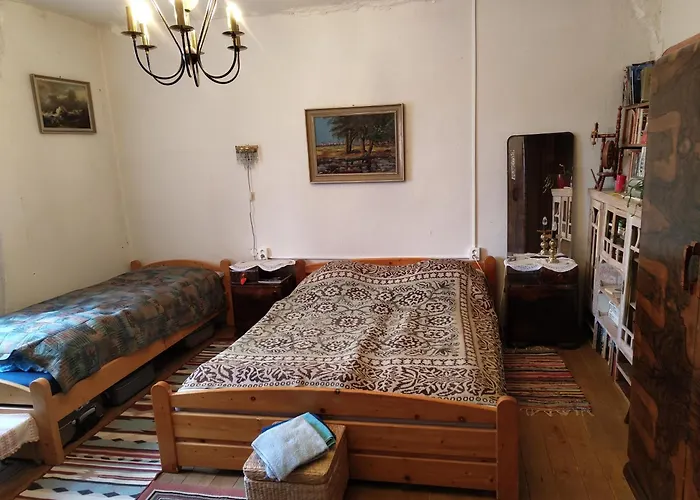 Vinyl House * Strekov